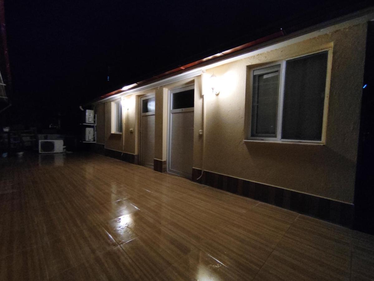 Karaca Apart Hotel Далян Екстериор снимка