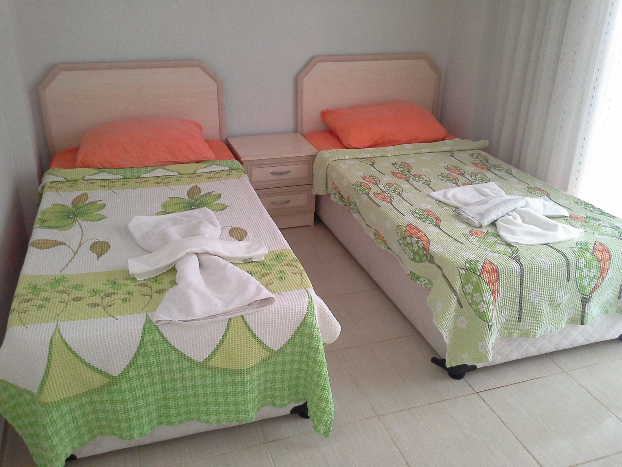 Karaca Apart Hotel Далян Екстериор снимка