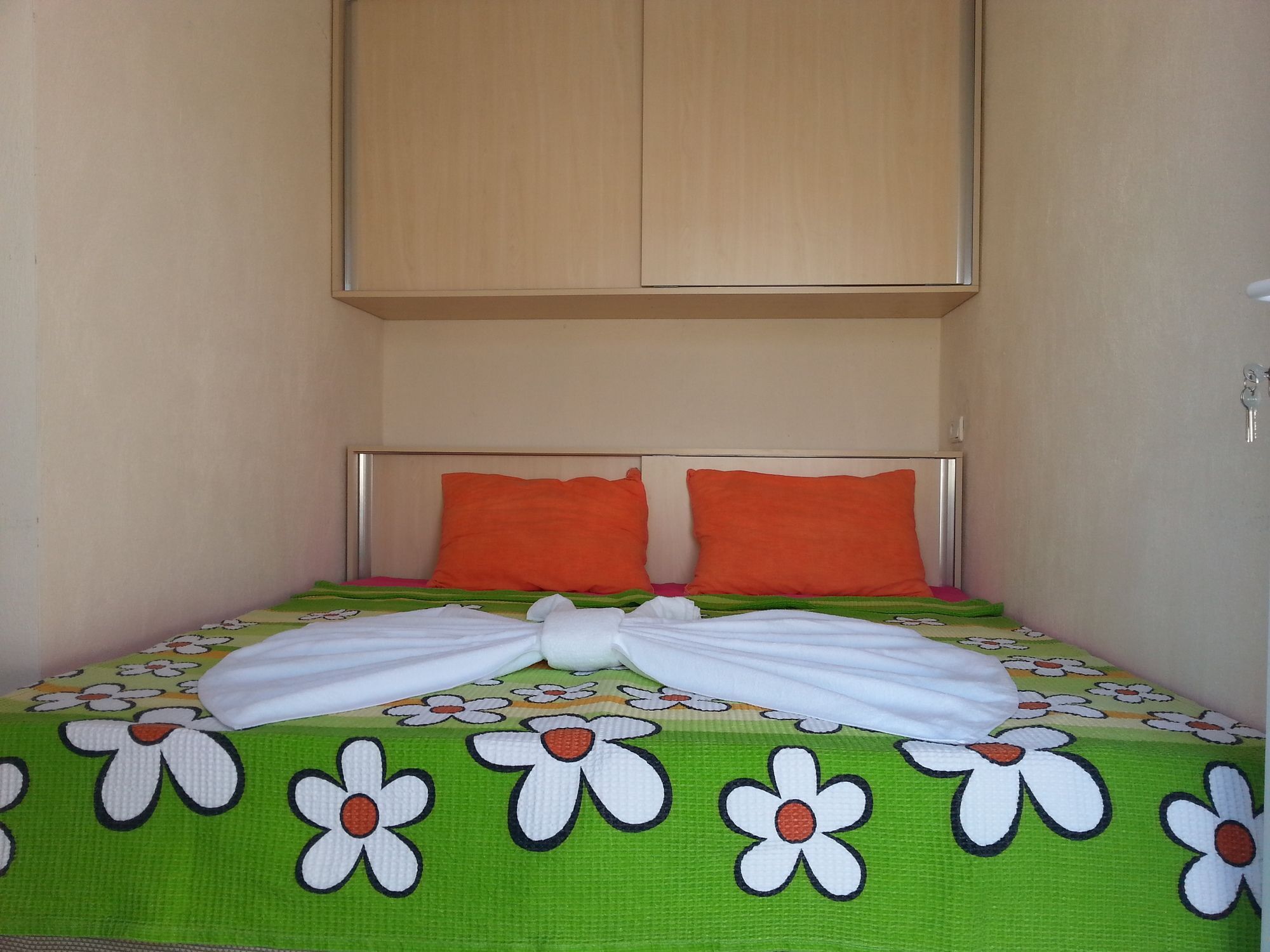 Karaca Apart Hotel Далян Екстериор снимка